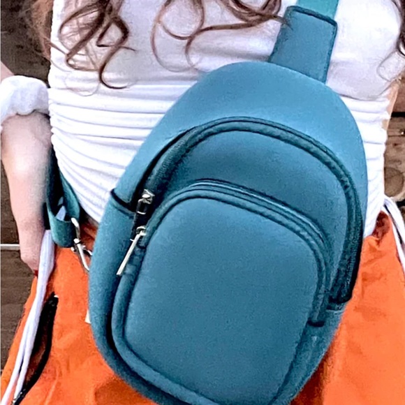 NEW K Carroll Shelly black sling crossbody bag - Picture 10 of 12